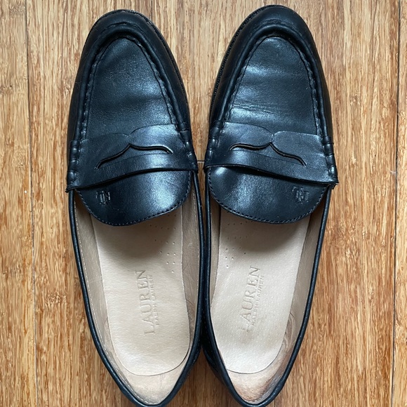 SOLD on another platform Ralph Lauren Classic Black Leather Loafers - Picture 7 of 7